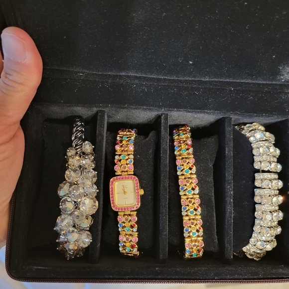 Faux Leather Croc Embossed Watch - Bracelet - Jewelry Case ~ FINAL PRICE - Picture 12 of 13